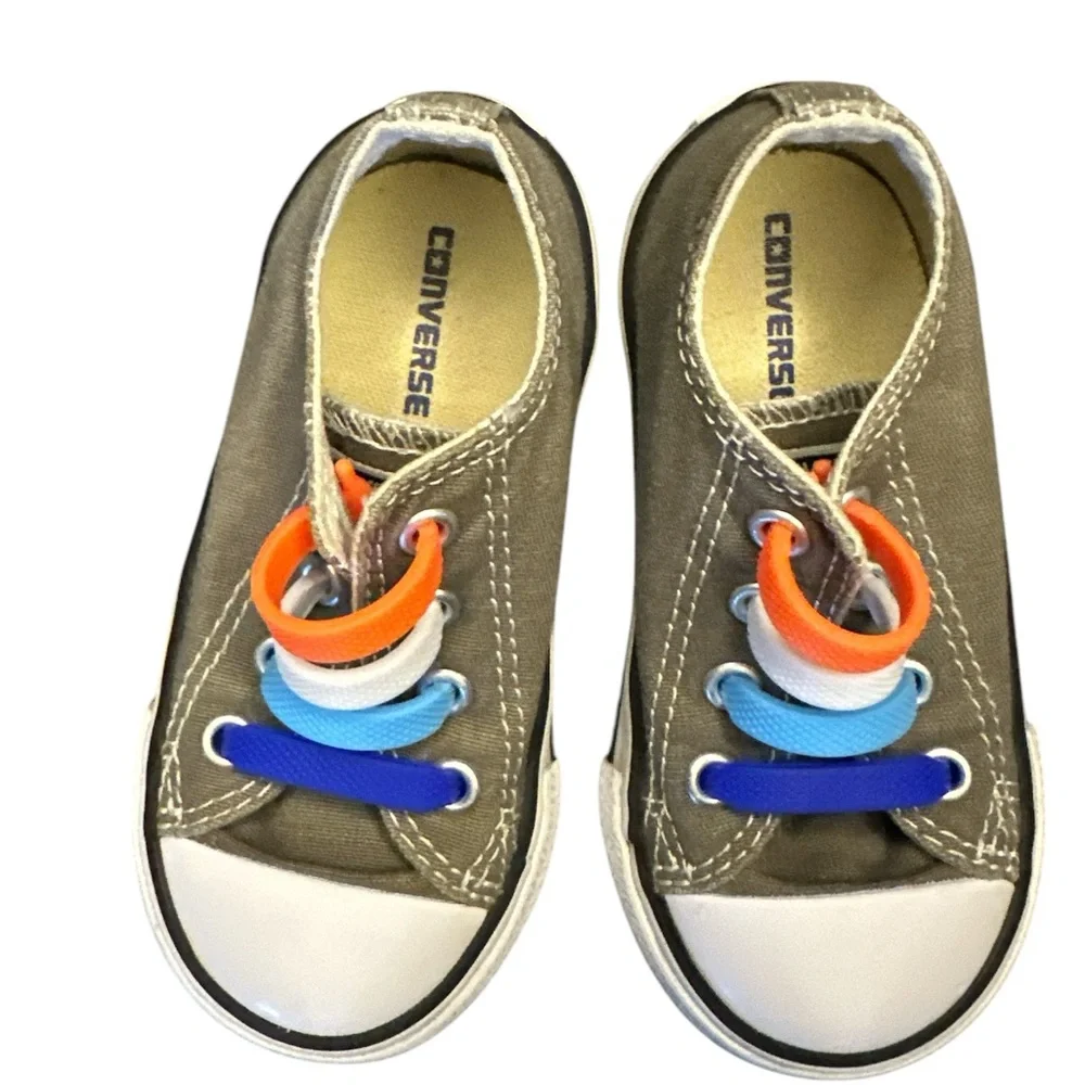 Converse Chuck‎ Taylor Infant All Star Low Top Sneaker Shoe size 6